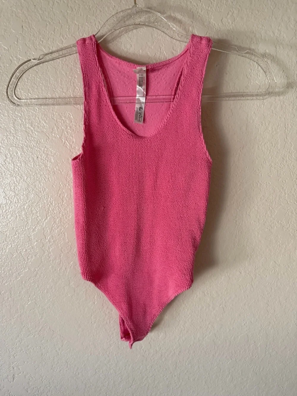 New Free People Hot Pink Textured Sleeveless Bodysuit size M
